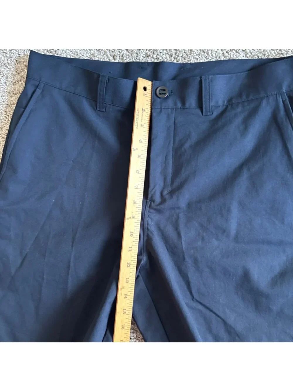 Lululemon Men's Sz 36 Relaxed Fit Twill Navy Shorts Pockets -Lightweight